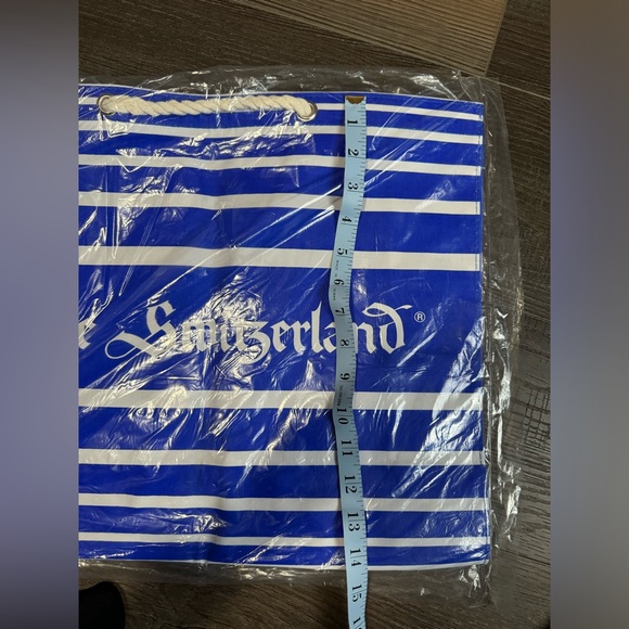 Brand new Little Switzerland Tote Bag. - Picture 5 of 5